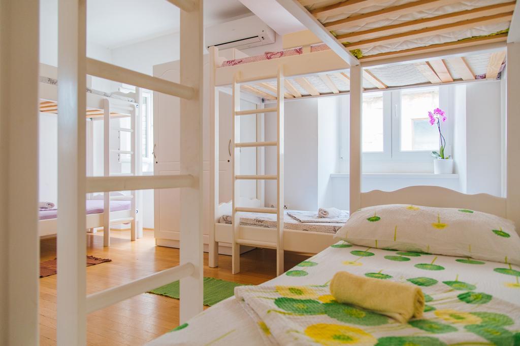 Hostel Cheap Sleep Marinero (Adults Only) Hvar Town Zewnętrze zdjęcie